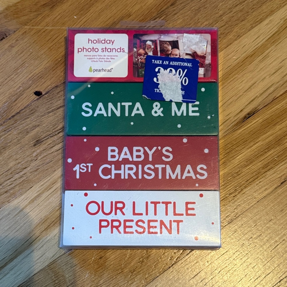 NWT Pearhead Festive Photo Blocks - Green, Red, White